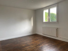 La Roche-sur-Yon, Quartier Rivoli, maison refaite à neuf, 3 chambres et jardin 289 m²
