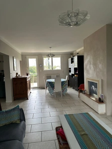 La Roche-sur-Yon, Quartier Saint André d'Ornay, maison 4 chambres, garage, jardin clos 345 m²