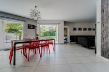 Maison plain-pied, 4 chambres, 733 m² jardin