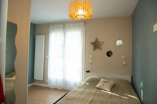 La Roche-sur-Yon Sud, sur la commune d'Aubigny, maison de style rétais de 179 m², 5 chambres, 2334 m² avec piscine 