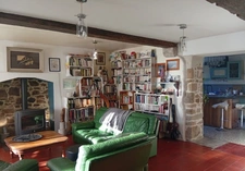 Aubigny-Les Clouzeaux, Maison en pierre dans le bourg 4 chambres avec jardin env. 800 m²