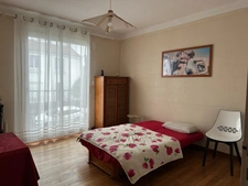 La Roche-sur-Yon, Quartier Saint André d'Ornay, maison 4 chambres, garage, jardin clos 345 m²