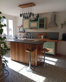 Aubigny-Les Clouzeaux, Maison en pierre dans le bourg 4 chambres avec jardin env. 800 m²
