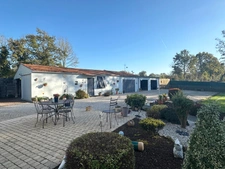 Maison plain-pied env. 136 m², terrain env. 4000m² AUBIGNY LES CLOUZEAUX 