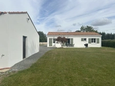 AUBIGNY-LES CLOUZEAUX, maison 106.5 m², garage, terrain 2 831 m²