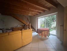 Les Clouzeaux, Maison en pierre 5 chambres avec jardin env. 605 m² double garage