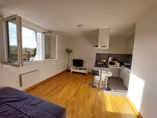 APPARTEMENT À VENDRE 2/3 PIÈCES 33,30m2 SANS VIS-À-VIS 2ème et dernier étage avec cave 171 500€ CENTRE VILLE HOULGATE (14)