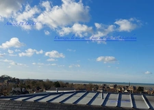 APPARTEMENT À VENDRE BEAU 2 PIÈCES 32M2 AVEC BALCON DERNIER ÉTAGE ET PLACE STATIONNEMENT 250M CENTRE HOULGATE CALVADOS 150 000€ 