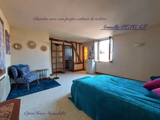 MAISON 9 PIÈCES 160,10m2 AVEC CHAMBRE PLAIN-PIED SUR TERRAIN 691M2 AVEC DÉPENDANCES  BRANVILLE (Calvados) 345 000€