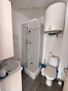 APPARTEMENT À VENDRE 2/3 PIÈCES 33,30m2 SANS VIS-À-VIS 2ème et dernier étage avec cave 171 500€ CENTRE VILLE HOULGATE (14)