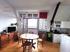 APPARTEMENT À VENDRE BEAU 2 PIÈCES 32M2 AVEC BALCON DERNIER ÉTAGE ET PLACE STATIONNEMENT 250M CENTRE HOULGATE CALVADOS 150 000€ 