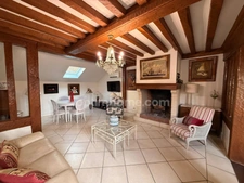 MAISON À COLOMBAGES CENTRE-VILLE HOULGATE JARDIN PISCINE INTÉRIEURE 1 365 000€