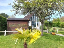 MAISON MOBILE OU MOBIL HOME AVEC PERGOLA VENDU AVEC TERRAIN TERRASSE PARKING ABRIS DE JARDIN CARPORT 3KM DE VILLERS SUR MER (BLONVILLE) 
