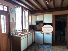 MAISON 9 PIÈCES 160,10m2 AVEC CHAMBRE PLAIN-PIED SUR TERRAIN 691M2 AVEC DÉPENDANCES  BRANVILLE (Calvados) 345 000€