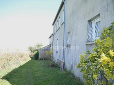 MAISON DOMINANTE