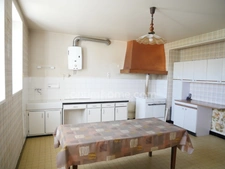 MAISON DOMINANTE