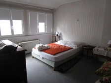 APPARTEMENT ET LOCAL COMMERCIAL