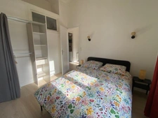 Nice Valrose 2 pièces rénové meublé 185 000 euros