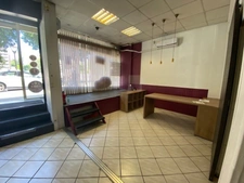 Nice vend MURS LIBRES  51 M2 165 000 EUROS