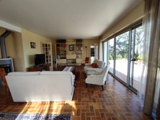 VILLA D'EXCEPTION VUE PANORAMIQUE 5 CHAMBRES / SOUS-SOL 116 M² DOUBLE GARAGE / ATELIER / CAVE A VIN 