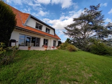 VILLA D'EXCEPTION VUE PANORAMIQUE 5 CHAMBRES / SOUS-SOL 116 M² DOUBLE GARAGE / ATELIER / CAVE A VIN 