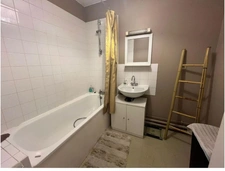 T3 RESIDENCE AU CALME AVEC 2 CHAMBRES/CAVE/PARKING   PROCHE ECOLE-LYCEES ET FACULTES