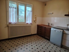 A vendre- Maison spacieuse avec jardin arboré à Fontaine le Comte