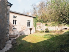 Belle demeure en pierre - 165 m2 sur un terrain de 2290 m2 - BONNEUIL MATOURS (86)
