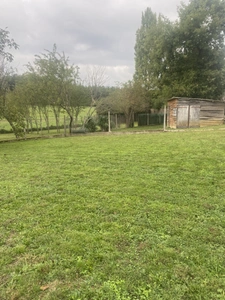 Beau Terrain de 769 m² Commune de Fontaine la Comte