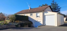 BELLE MAISON DE 137 M² SUR UN TERRAIN DE 2950 M² AVEC PISCINE CHARRAIS 86170 SAINT MARTIN LA PALLU.