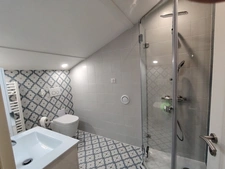 Maison d'architecte de 284 m² avec parc et piscine chauffée - Neuville de Poitou