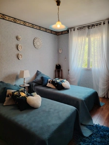 Belle maison avec vue dominante sur la vallée- A 5 minutes de la gare de Poitiers