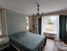 Maison d'architecte de 284 m² avec parc et piscine chauffée - Neuville de Poitou