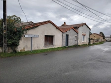 Maison en pierre de 110 m² sur un terrain de 2600 m² commune de Jardres