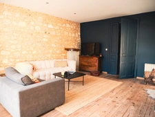 Belle demeure en pierre - 165 m2 sur un terrain de 2290 m2 - BONNEUIL MATOURS (86)