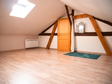 Belle demeure en pierre - 165 m2 sur un terrain de 2290 m2 - BONNEUIL MATOURS (86)