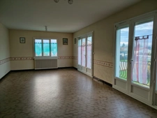 A vendre- Maison spacieuse avec jardin arboré à Fontaine le Comte