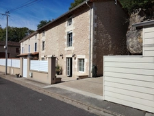 A vendre- Maison en pierre de 148 m² à Migné Auxances sur un terrain de 412 m²