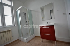 Dpt Nord (59), à louer VALENCIENNES appartement T2 de 57 m², Loyer 567 €