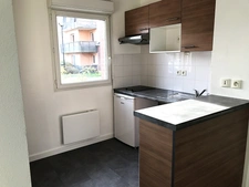Dpt Nord (59), à vendre CAMBRAI appartement T2 - 43 m² - RDC