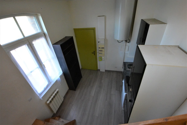 Dpt Nord (59), à louer VALENCIENNES appartement T2 de 37 m²  