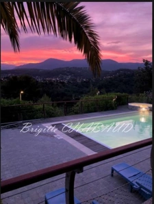 Charmante propriété familiale avec vue panoramique – Saint-Paul-de-Vence