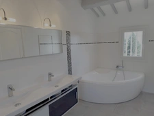 Ollioules Faveyrolles – Villa rénovée au calme absolu – 4000 m² – Aperçu mer – Proche Sanary  