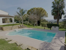 Ollioules Faveyrolles – Villa rénovée au calme absolu – 4000 m² – Aperçu mer – Proche Sanary  