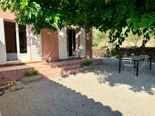  La CADIERE-D'AZUR – Élégante villa de plain-pied dans un environnement d'exception