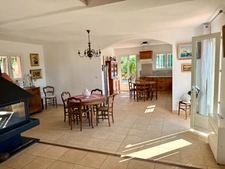  La CADIERE-D'AZUR – Élégante villa de plain-pied dans un environnement d'exception