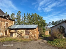 Corps de ferme + terres