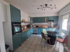 Maison 6 pièces avec studio   (56)