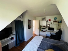 PROCHE PORT VANNES  ET TOUTES COMMODITES 