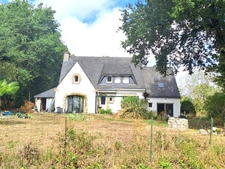 Maison 6 pièces avec studio   (56)